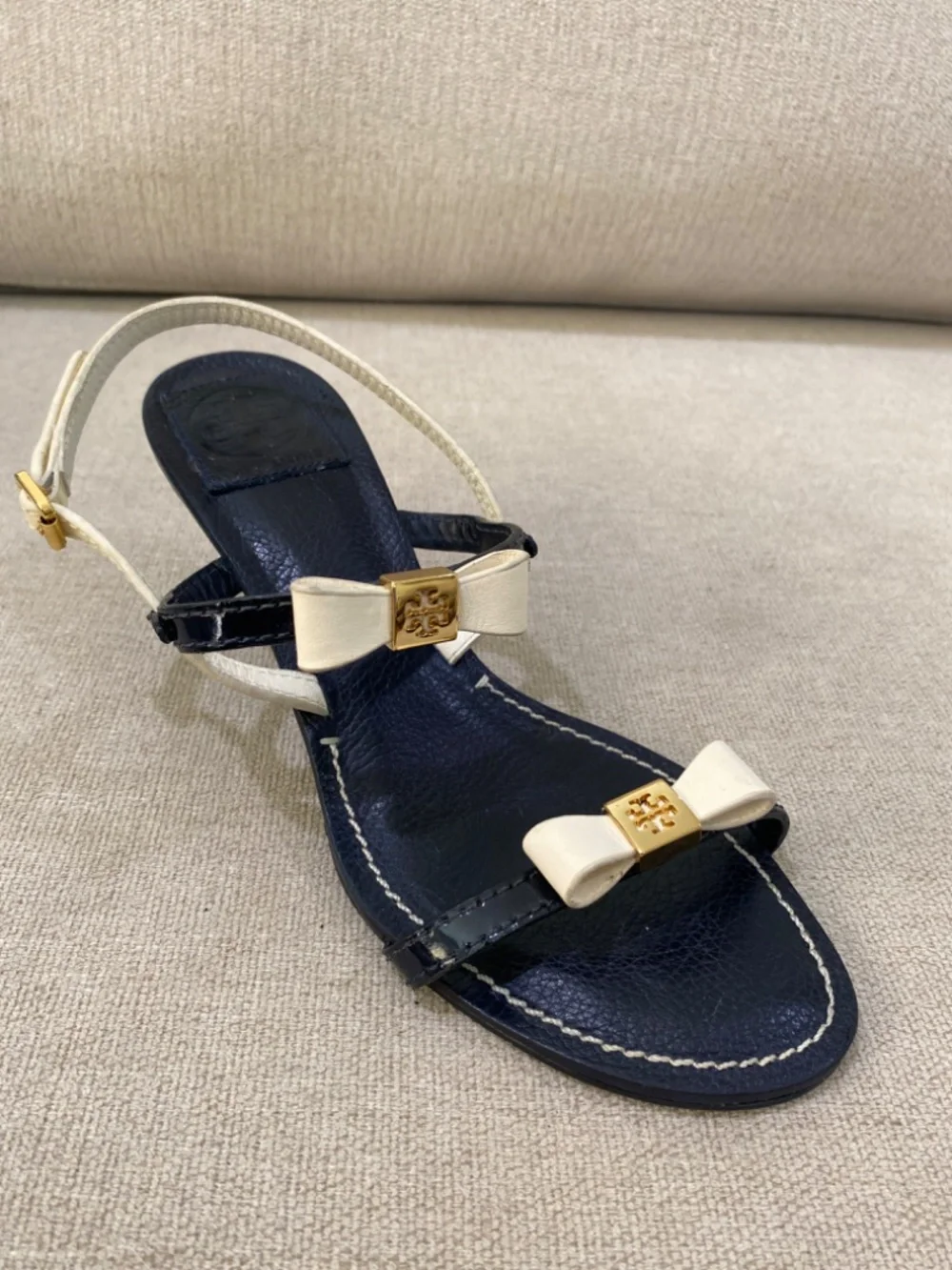 Tory Burch sandals - Picture 5 of 9